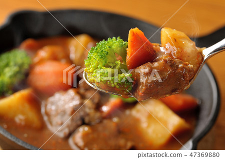 熱牛肉燉 47369880