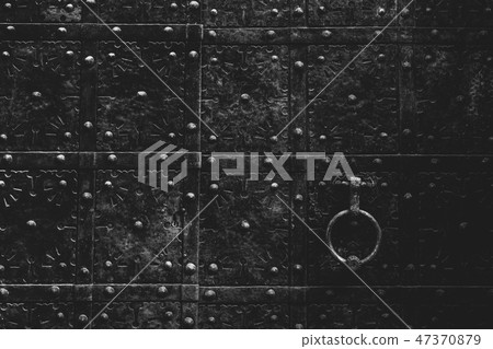 Fragment of an old vintage door Fragment of an old vintage door 47370879