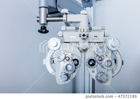 Optical equipment for testing vision. 47372199