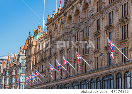 Architecture of Harrods department store 47374522