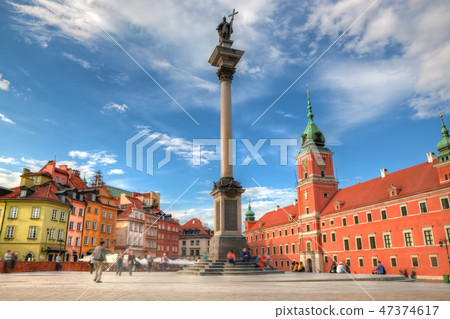 Old town in Warsaw, Poland Old town in Warsaw, Poland 47374617