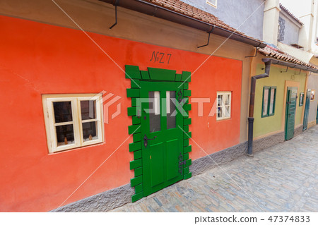 Golden Lane, Czech Zlata Ulicka in Prague, Czech Republic. 47374833