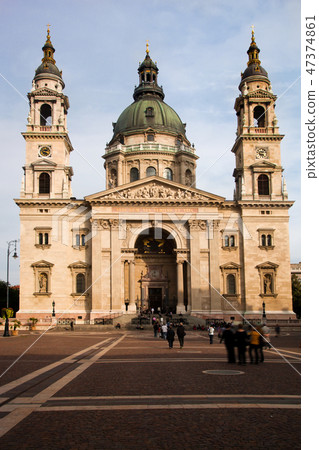 St. Stephen's Basilica, Budapest, Hungary St. Stephen's Basilica, Budapest, Hungary 47374861