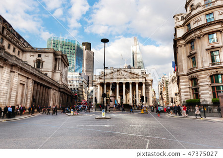 Bank of England, the Royal Exchange in London, the UK. 47375027