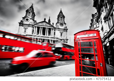 London, the UK. St Paul's Cathedral, red bus, taxi cab and red telephone booth. London, the UK. St Paul's Cathedral, red bus, taxi cab and red telephone booth. 47375412