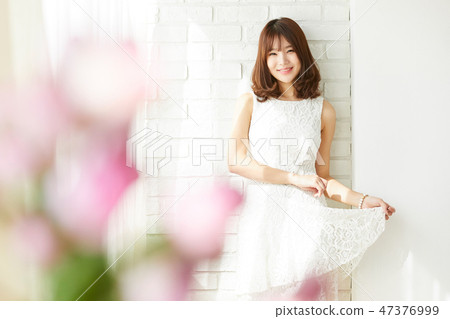 Women beauty 47376999