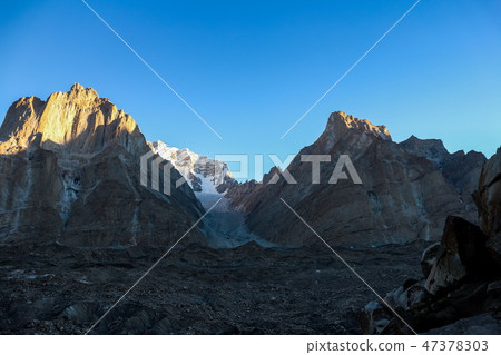K2 and Broad Peak from Concordia in the Karakorum  47378303