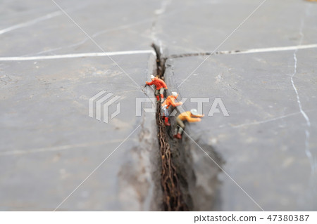 a fun of mini figures are climb 47380387