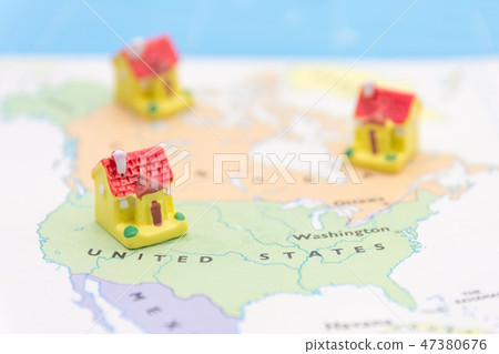 House on a American map. business house concept 47380676