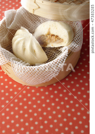 Hot Chinese breakfast Hot Chinese breakfast 47383285