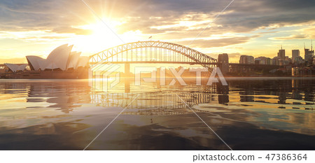 Cityscape of Sysney harbour and bridge 47386364