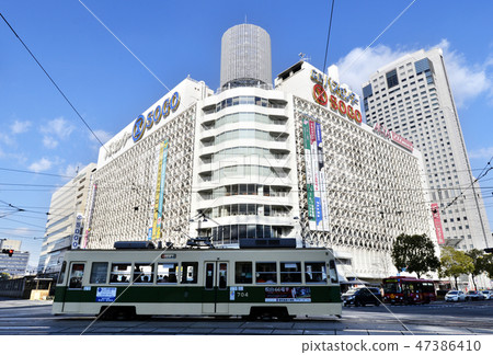 SOGO Sogo Hiroshima store, Hiroden and the cityscape 47386410