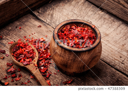 Seasoning pepper sweet, red, sliced. 47388309