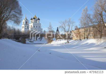 Trinity cathedral Pskov. Kremlin Russia.  47392113