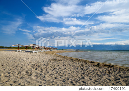 Famous Queens Beach in Nin near Zadar, Croatia Famous Queens Beach in Nin near Zadar, Croatia 47400191