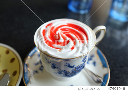 Coffe ice blended with cream and strawberry jam Coffe ice blended with cream and strawberry jam 47401946