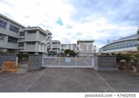 東高原市本町小學 47402608