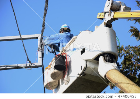 Electrical wiring work 47406455