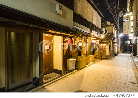 The streets around Kyoto Gion The streets around Kyoto Gion 47407374