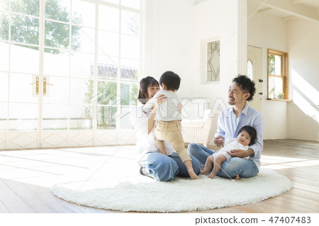 Family Living 47407483