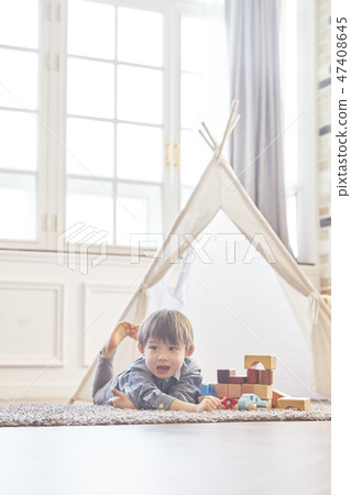 Block play, infant, children, baby, baby, living room, house, housing Block play, infant, children, baby, baby, living room, house, housing 47408645