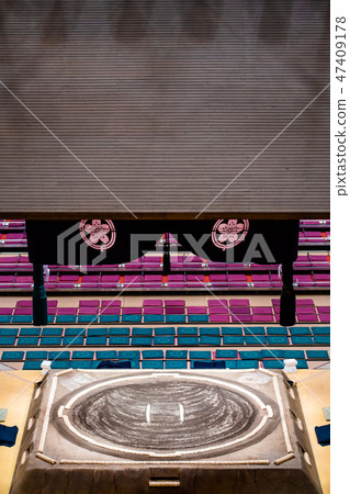 相撲相扣環和懸掛式屋頂 47409178