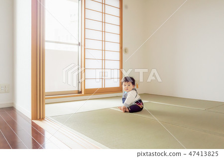 Room with renovation and house cleaning finished 47413825