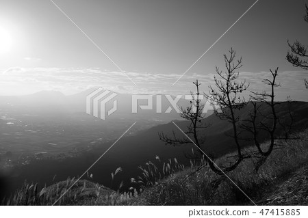 單色阿蘇景觀 單色阿蘇景觀 47415885
