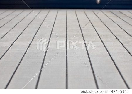 Planks on cruise ship 47415943