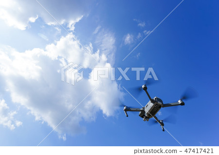 Drone / drone home delivery 47417421