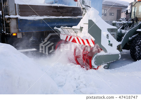 Snow removal work · Rotary snow plow Snow removal work · Rotary snow plow 47418747