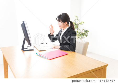女商人·遠程工作·視頻會議·工作方式改革 47418757