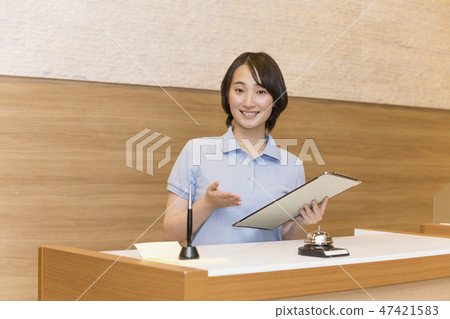 Young women, reception, reception, guide, doorbell, pen, sports gym, fitness gym, 47421583