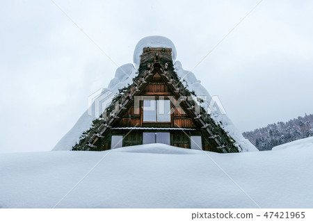 Shirakawago village in winter Shirakawago village in winter 47421965
