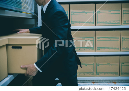 records room, gents, male 47424423