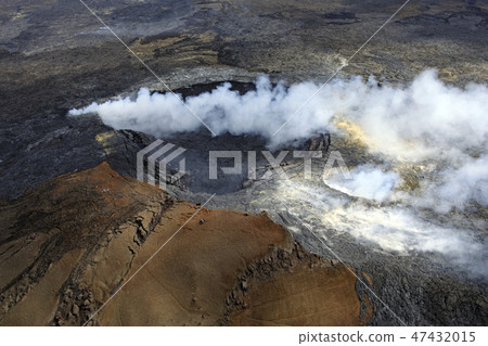 Hawaii Volcano National Park / Puu Oh crater, Volcano, aerial photograph 47432015