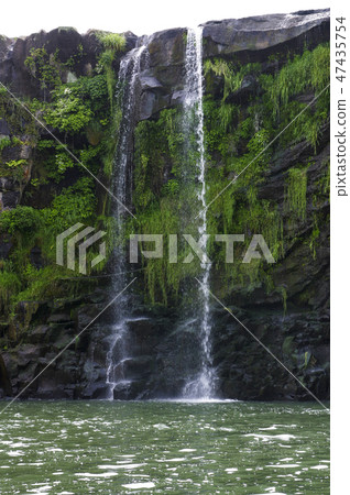 Waterfall of Hatassiri 47435754