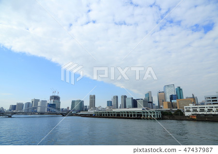 沿隅田川傳播的海灣地區的風景 沿隅田川傳播的海灣地區的風景 47437987
