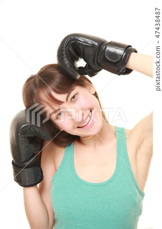 炫耀的女拳擊手 47438487