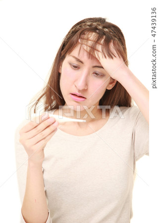 混血女士測量熱量 混血女士測量熱量 47439136