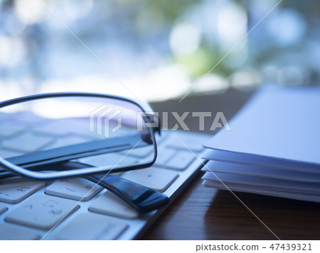Business image · document · glasses · keyboard Business image · document · glasses · keyboard 47439321