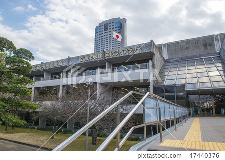 廣島市中央圖書館 47440376