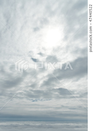 The blue sky seen from the window of the plane 47440522