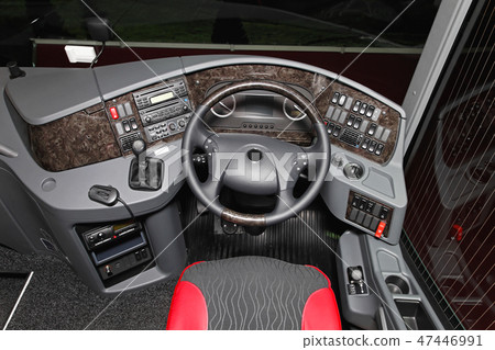 Bus cockpit 47446991