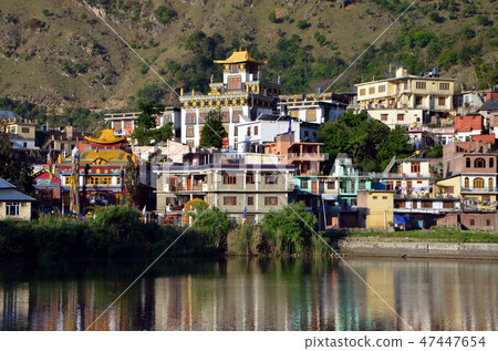 Rewalsar lake and Tibetian monastery 47447654