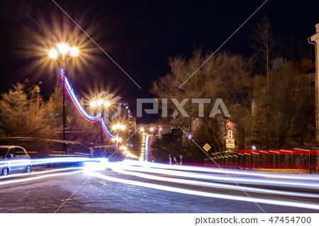 Evening view of the city of Khabarovsk in winter. Urban landscape. 47454700