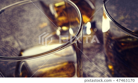 alcohol,glass,bar,beverage,drink, luxury, whiskey, alcohol,glass,bar,beverage,drink, luxury, whiskey, 47463170