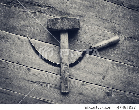 Sickle and the hammer are the emblem of  proletari 47467858