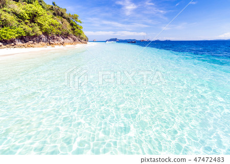 Tropical white sand beach Tropical white sand beach 47472483