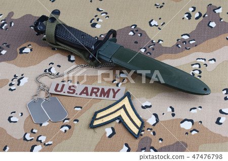US ARMY uniform with bayonet and dog tags US ARMY uniform with bayonet and dog tags 47476798